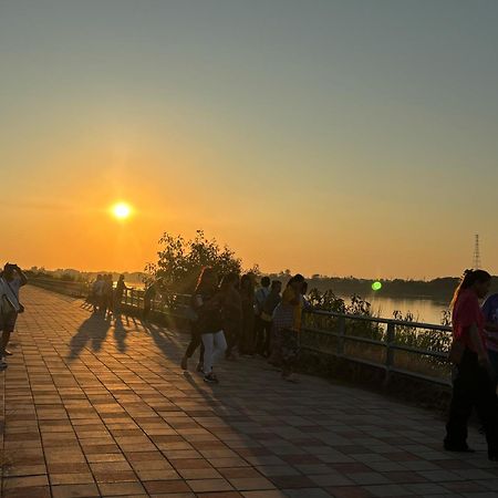 Royal Mekong Riverside Hotel Nong Khai Exterior foto