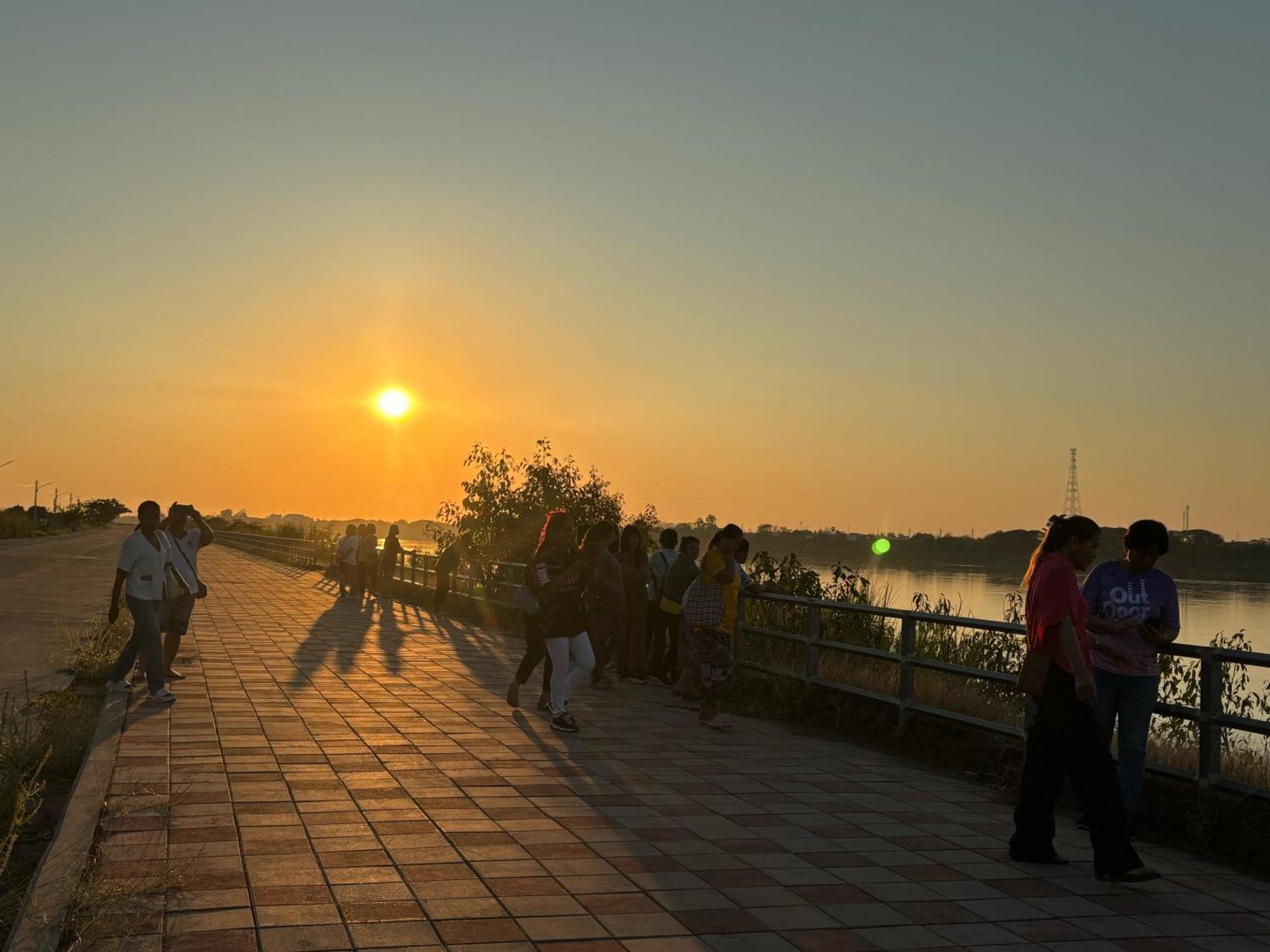 Royal Mekong Riverside Hotel Nong Khai Exterior foto