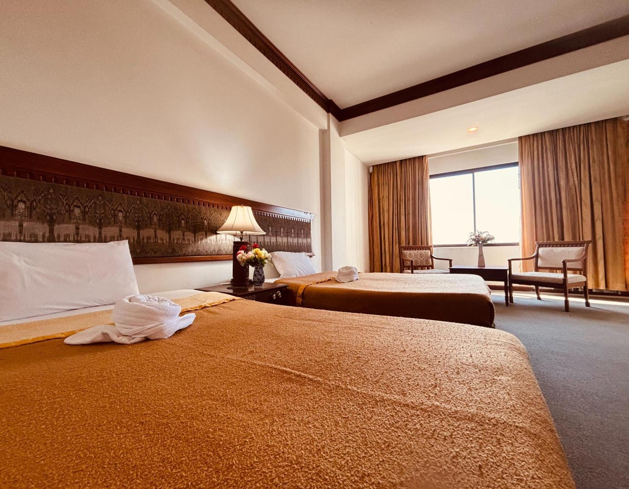 Royal Mekong Riverside Hotel Nong Khai Exterior foto